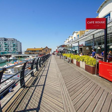 Orion Marina Sea View - Parking - By Brighton Holiday Lets Exterior foto