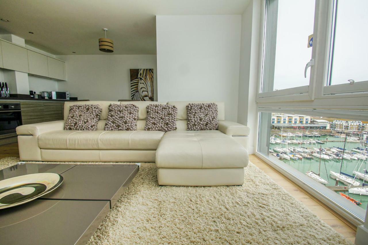 Orion Marina Sea View - Parking - By Brighton Holiday Lets Exterior foto